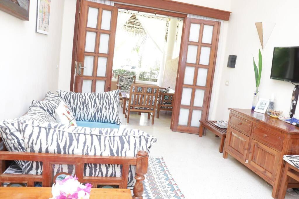 Tembo Beach Cottage Malindi Dış mekan fotoğraf